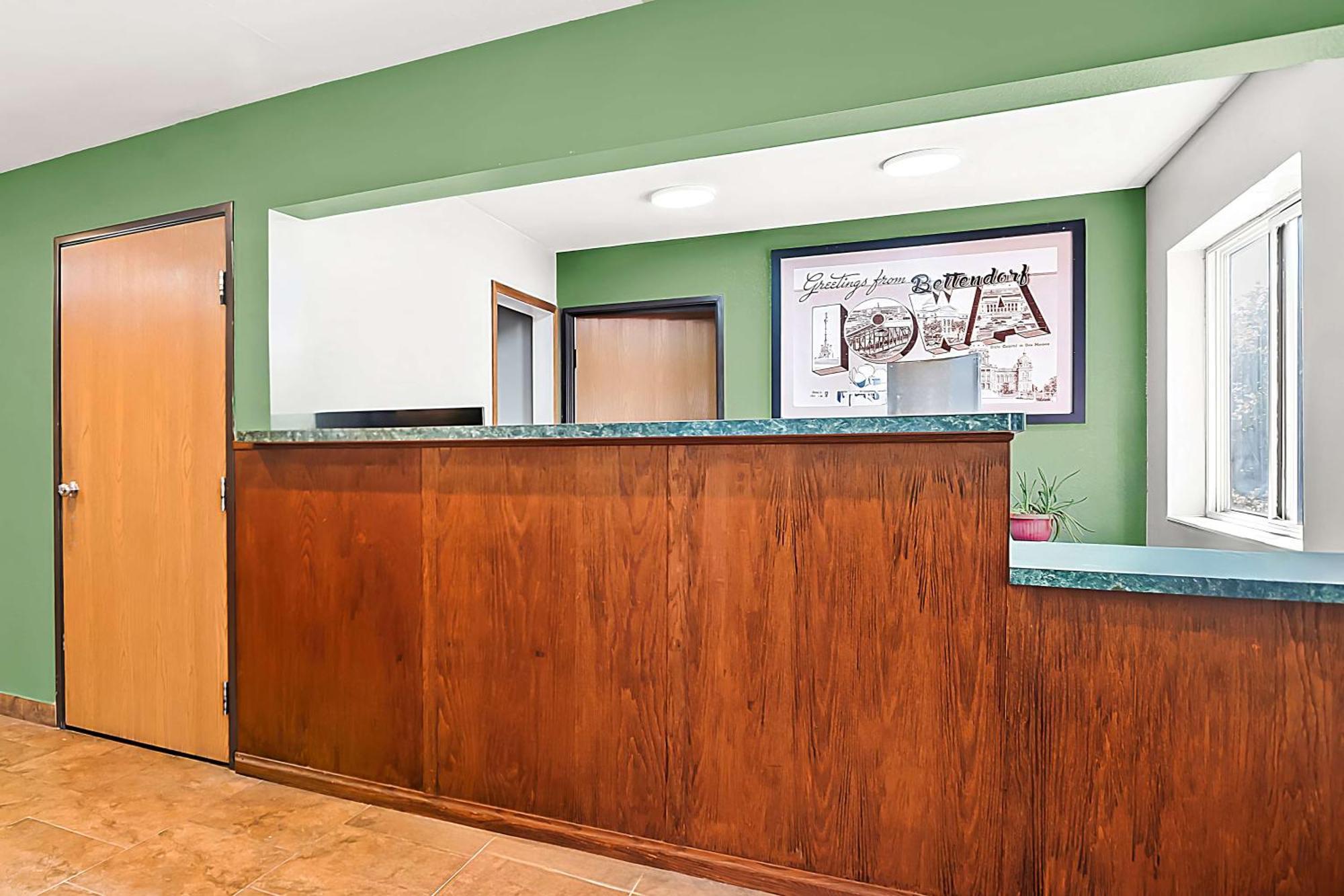 Surestay Plus Hotel By Best Western Bettendorf Kültér fotó